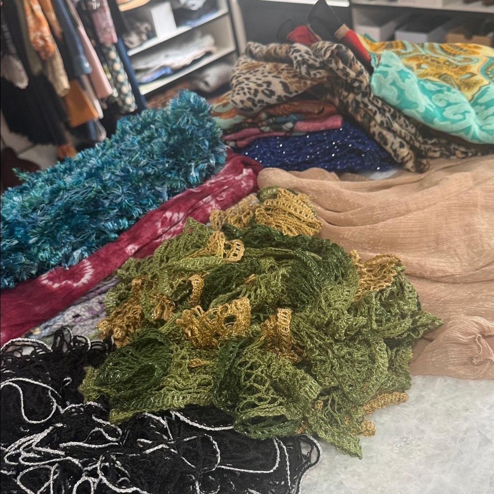 Colorful Patterned Scarves Collection - Picture 5 of 6
